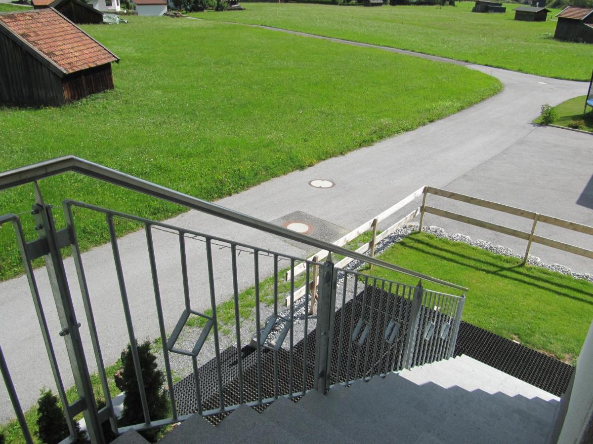 Haus Alpin Apartments Pettneu am Arlberg Cameră foto
