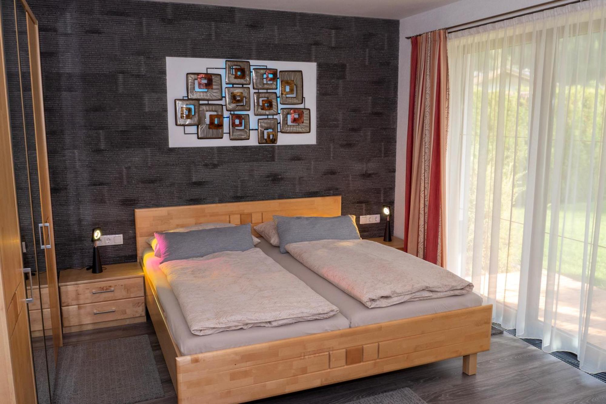 Haus Alpin Apartments Pettneu am Arlberg Exterior foto